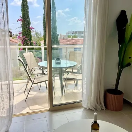 Elysia Park Luxury * פאפוס