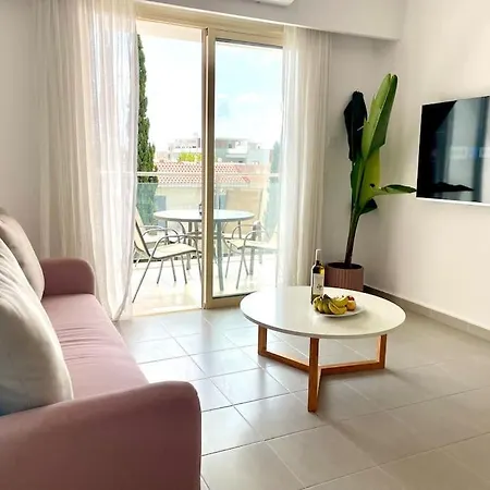 דירה Elysia Park Luxury פאפוס